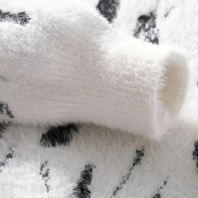 sleeve detail of knit sweater men