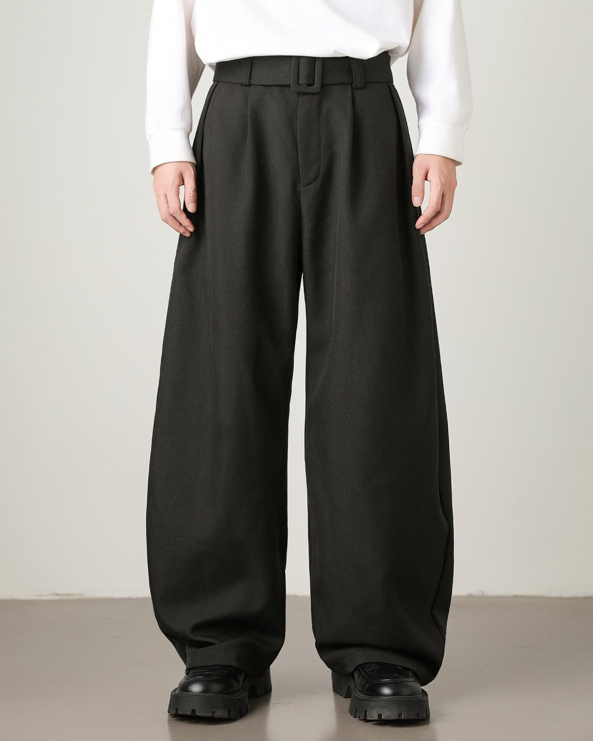 black men’s wool blend wide-leg trousers